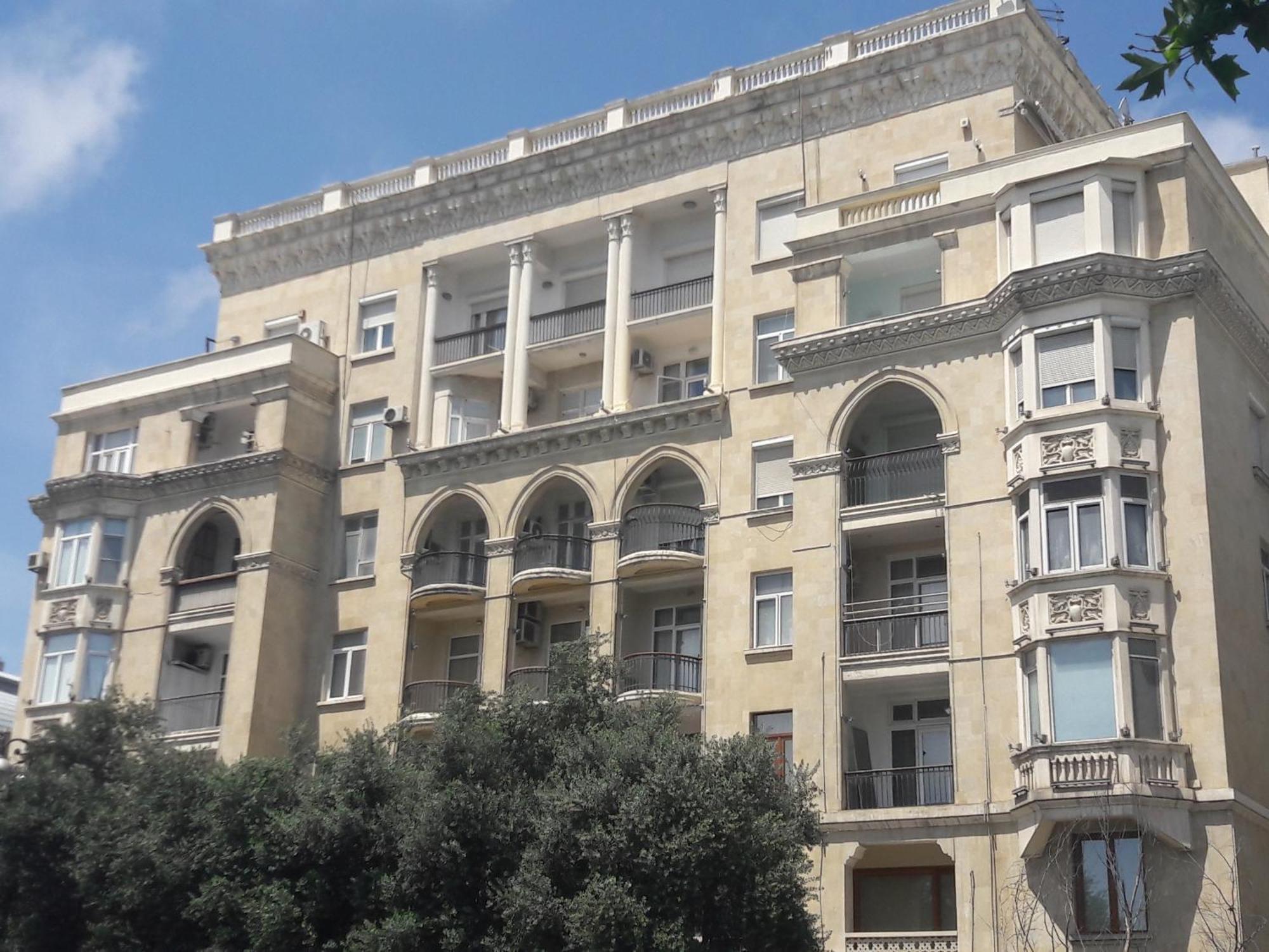 Neftiannikov Avenue Apartment Baku Bagian luar foto