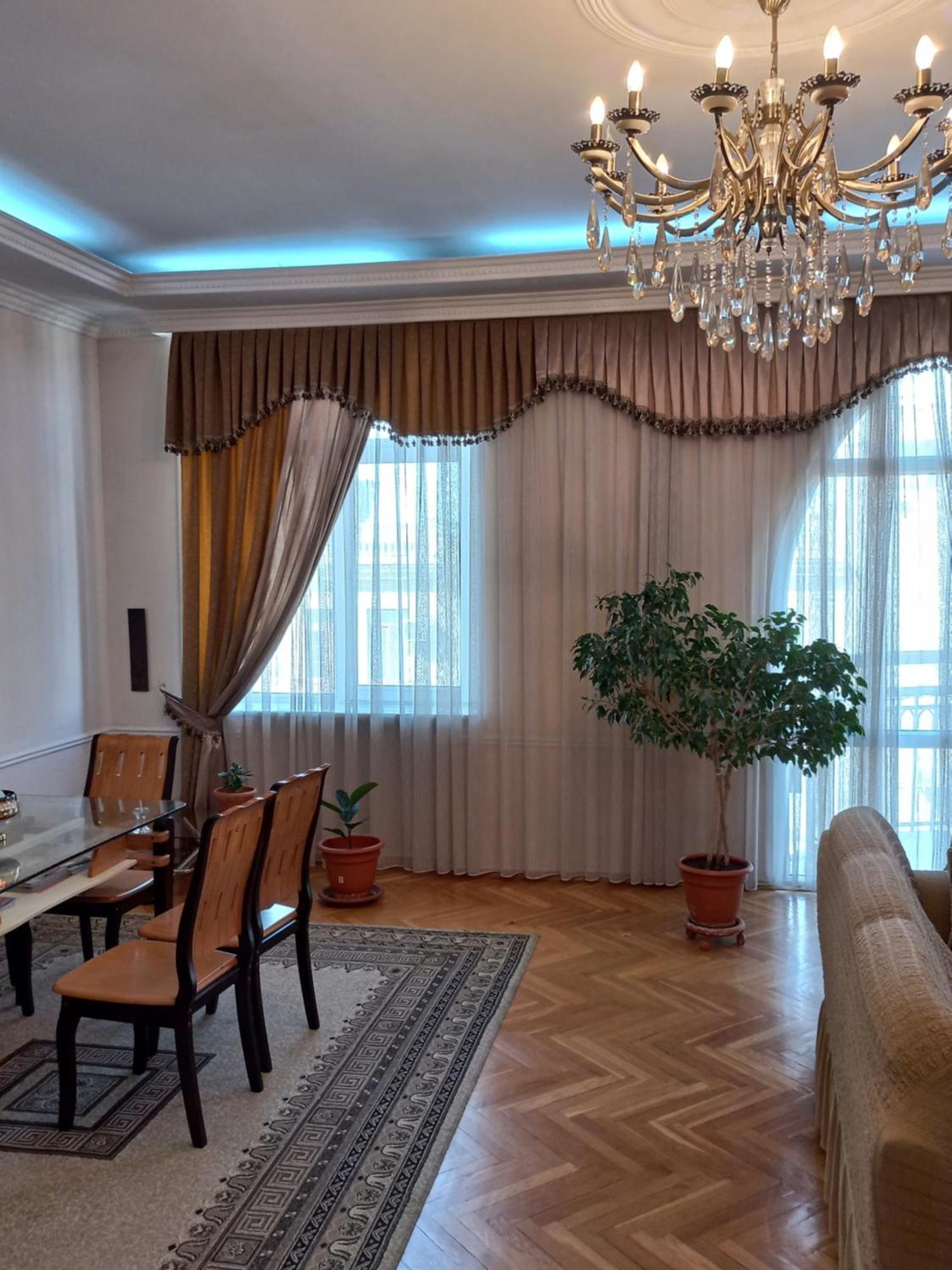 Neftiannikov Avenue Apartment Baku Bagian luar foto